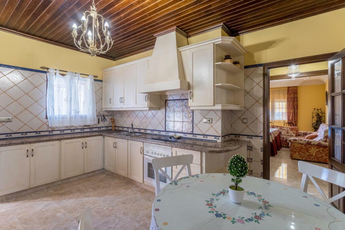 Casa Ludima Villa Fuentes de Andalucia Ngoại thất bức ảnh